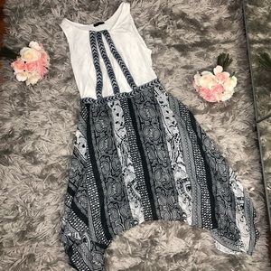 Venus White And Gray Dress Girl’s Size 16